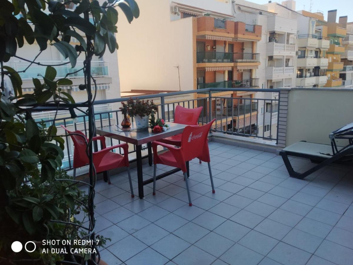 Habitacion Familiar En Un Atico Con Gran Terraza Y,Cocina ,En La Playa Буриана Екстериор снимка